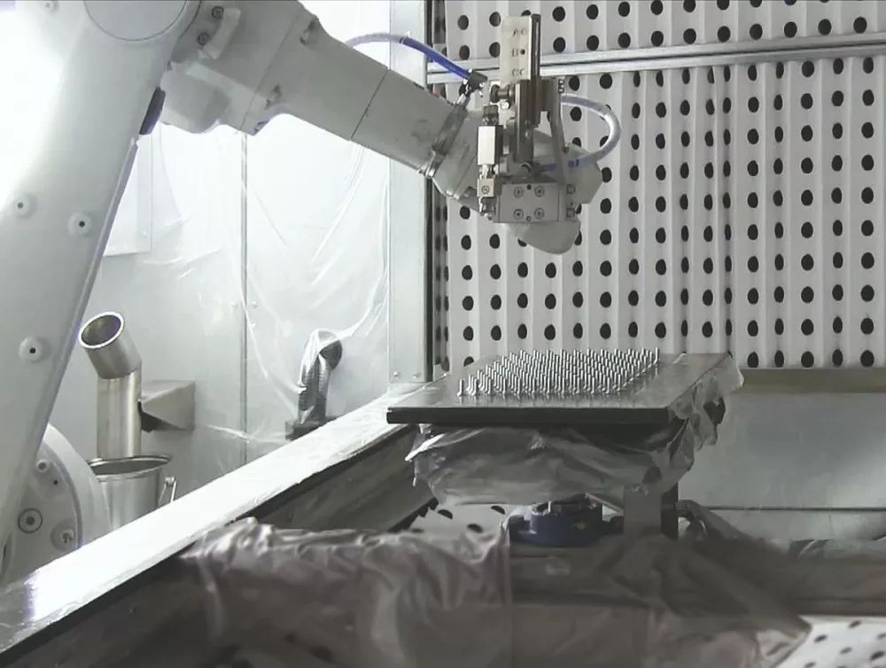 Beschichtung Flugzeugteile. Venjakob Maschinenbau.